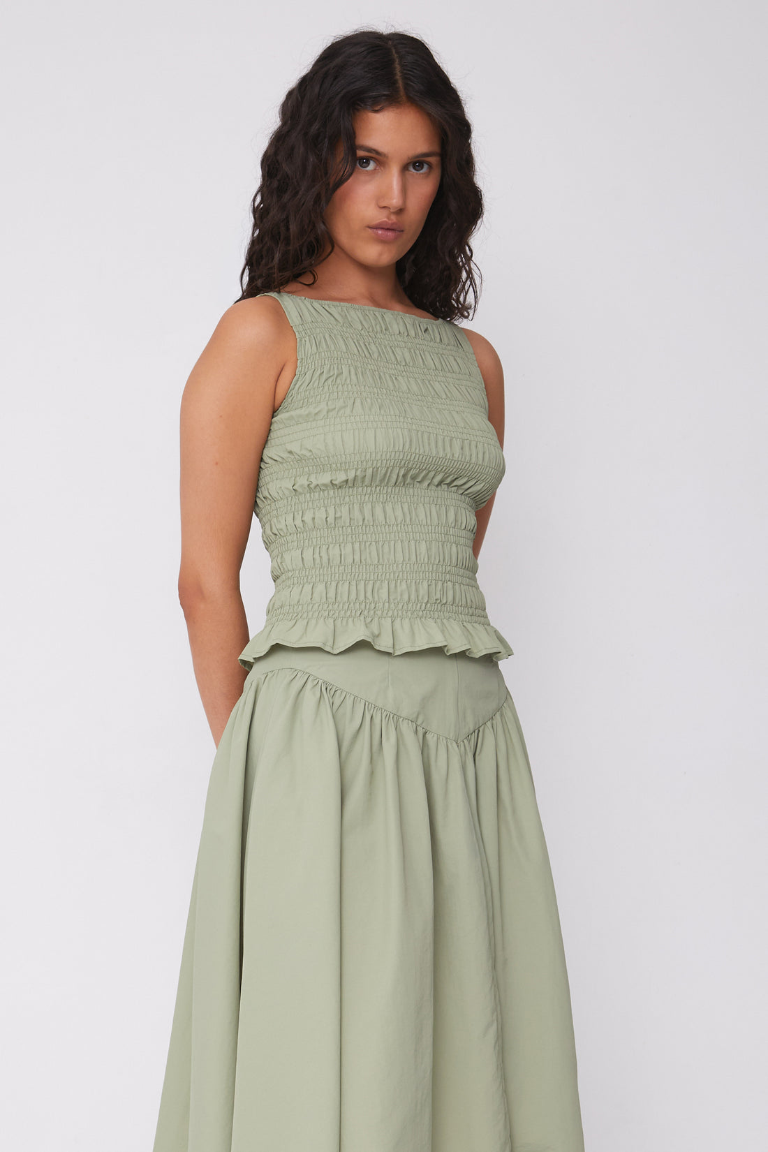 Deba Top, Pistachio