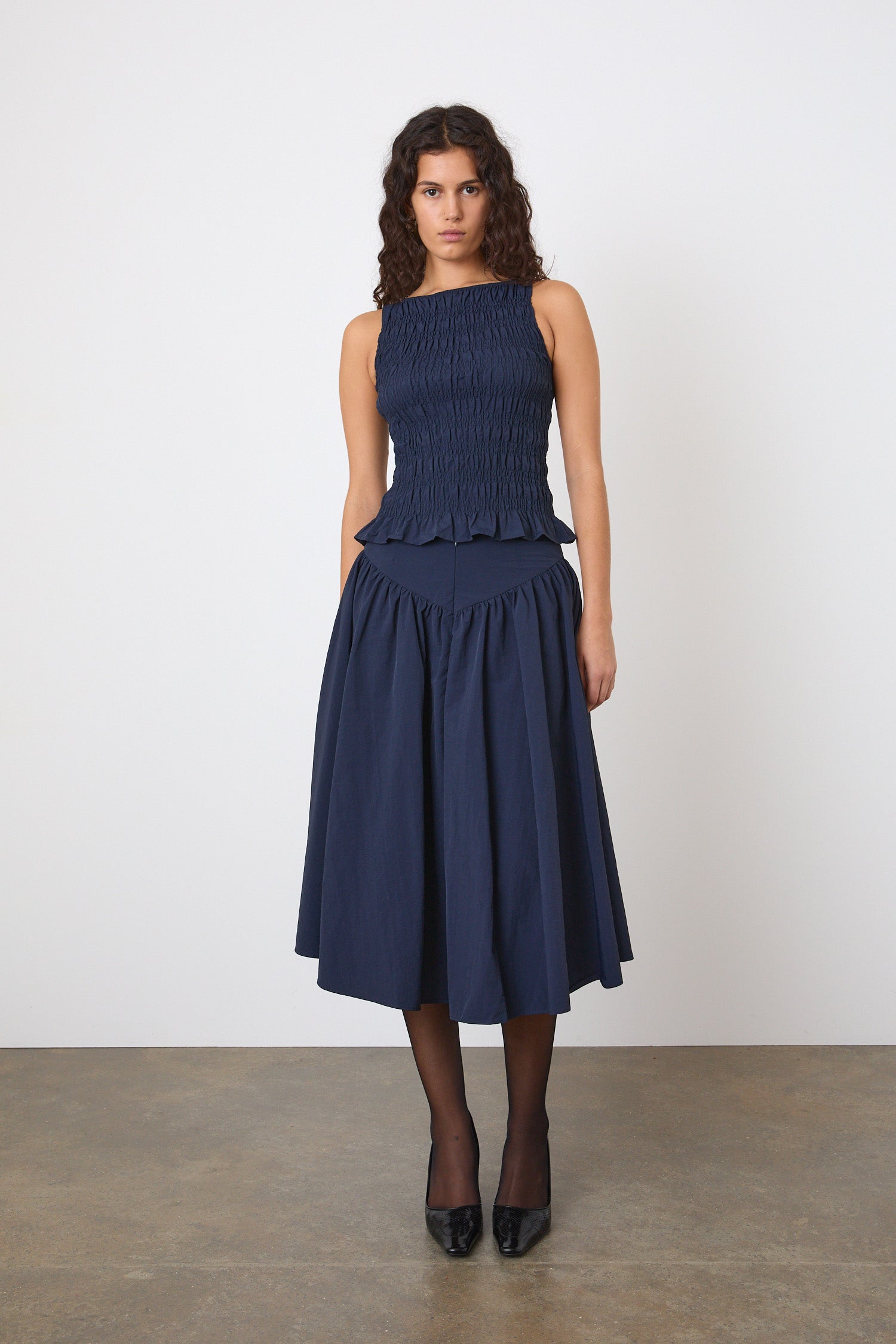 スカート Midi Skirt Peachy Den The Deba Midi Skirt, Midnight – Peachy Den