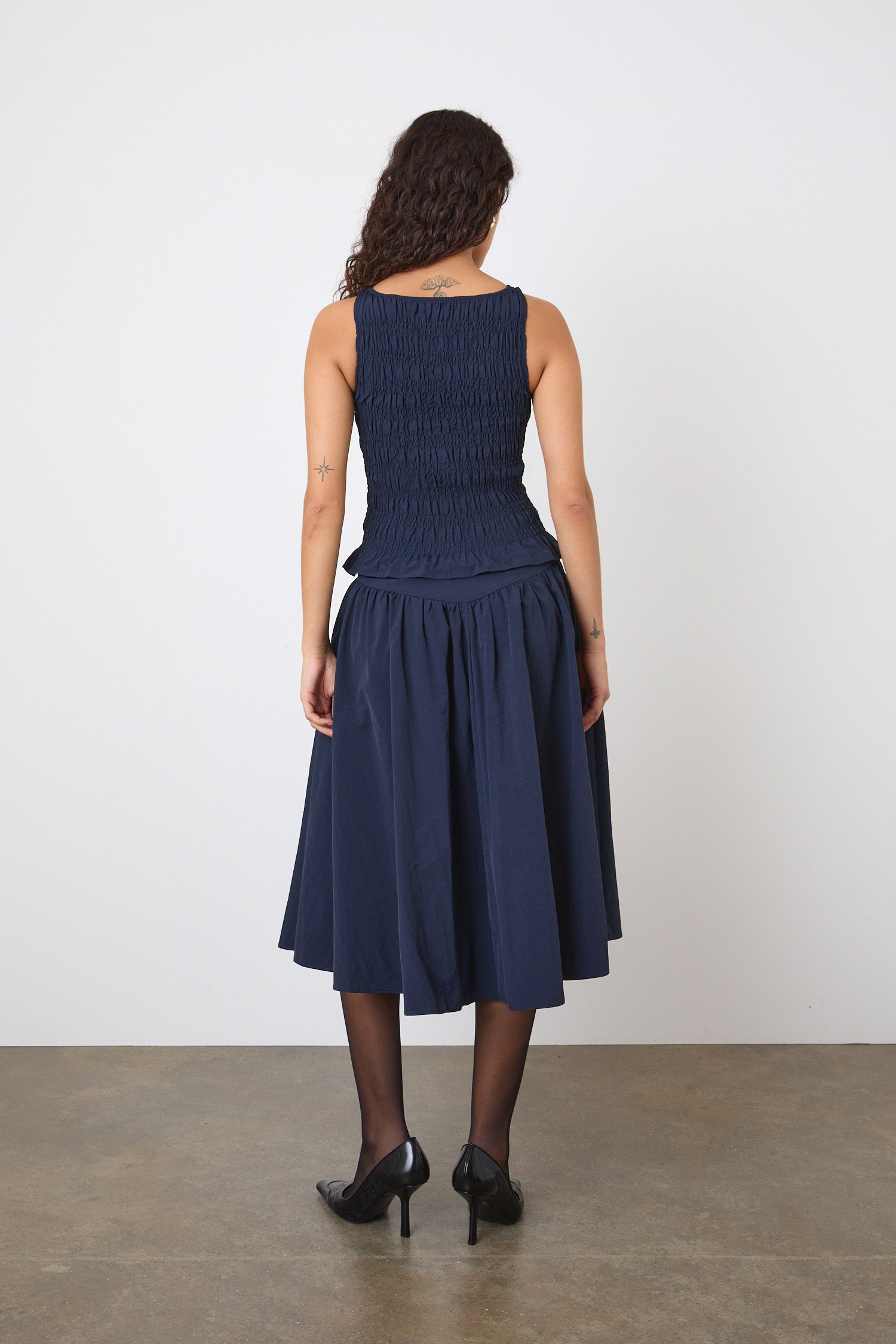 The Deba Top, Midnight