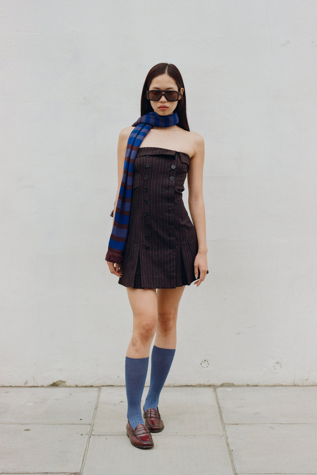 The Bardot Dress, Lead