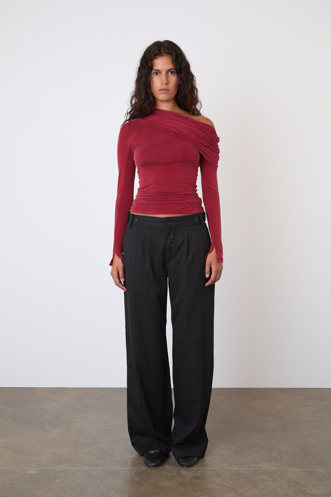 The Kylie Cold Shoulder Top, Red Sandstone