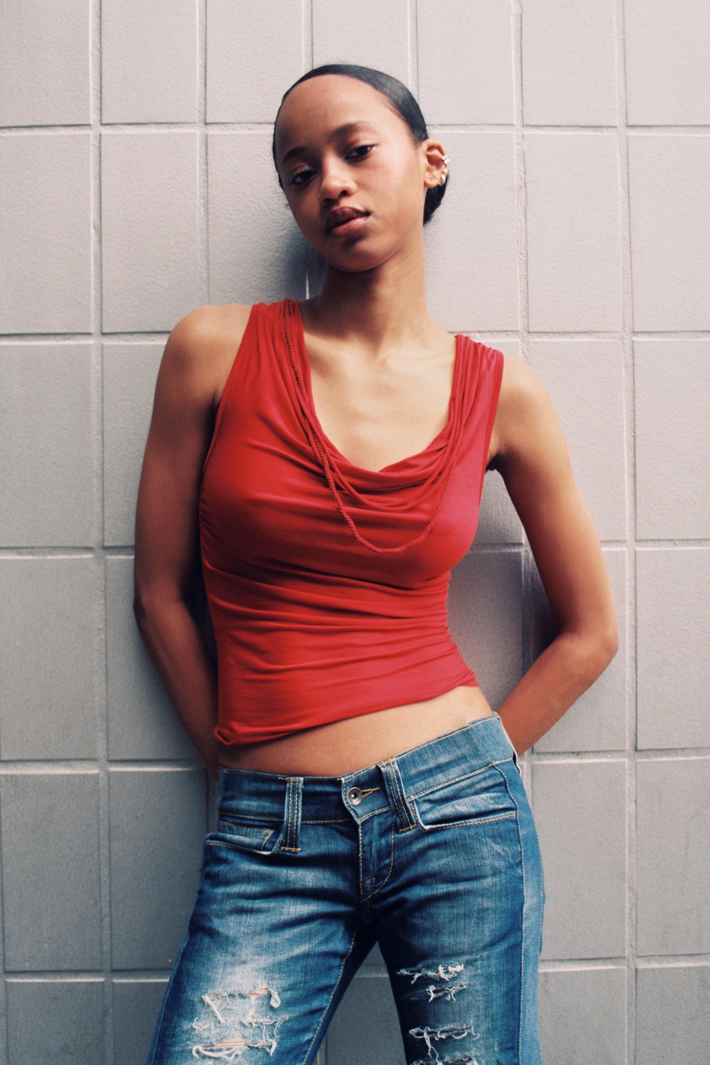 Tops – Peachy Den