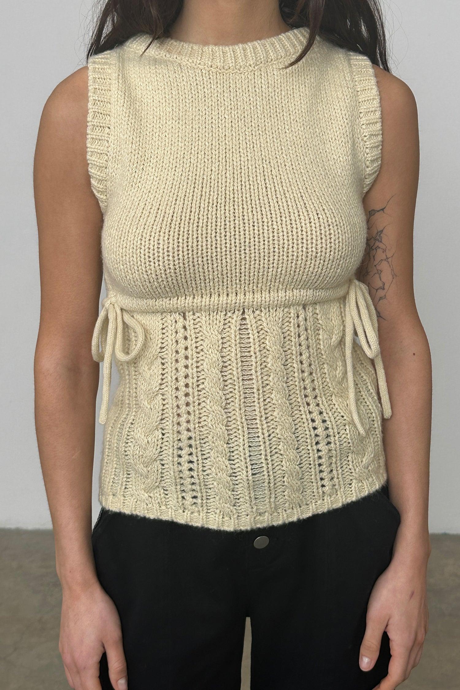 The Gabrielle Vest Knit, Buttercup - Peachy Den